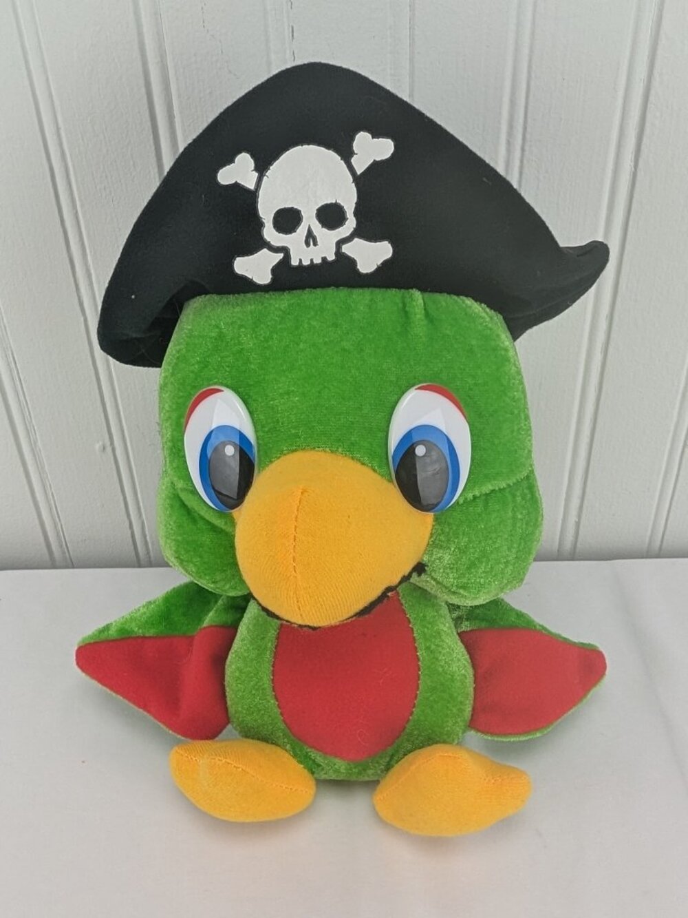 Classic Toy Co Pirate Parrot Plush 8" Stuffed Animal Green Red Yellow 2017 Bird